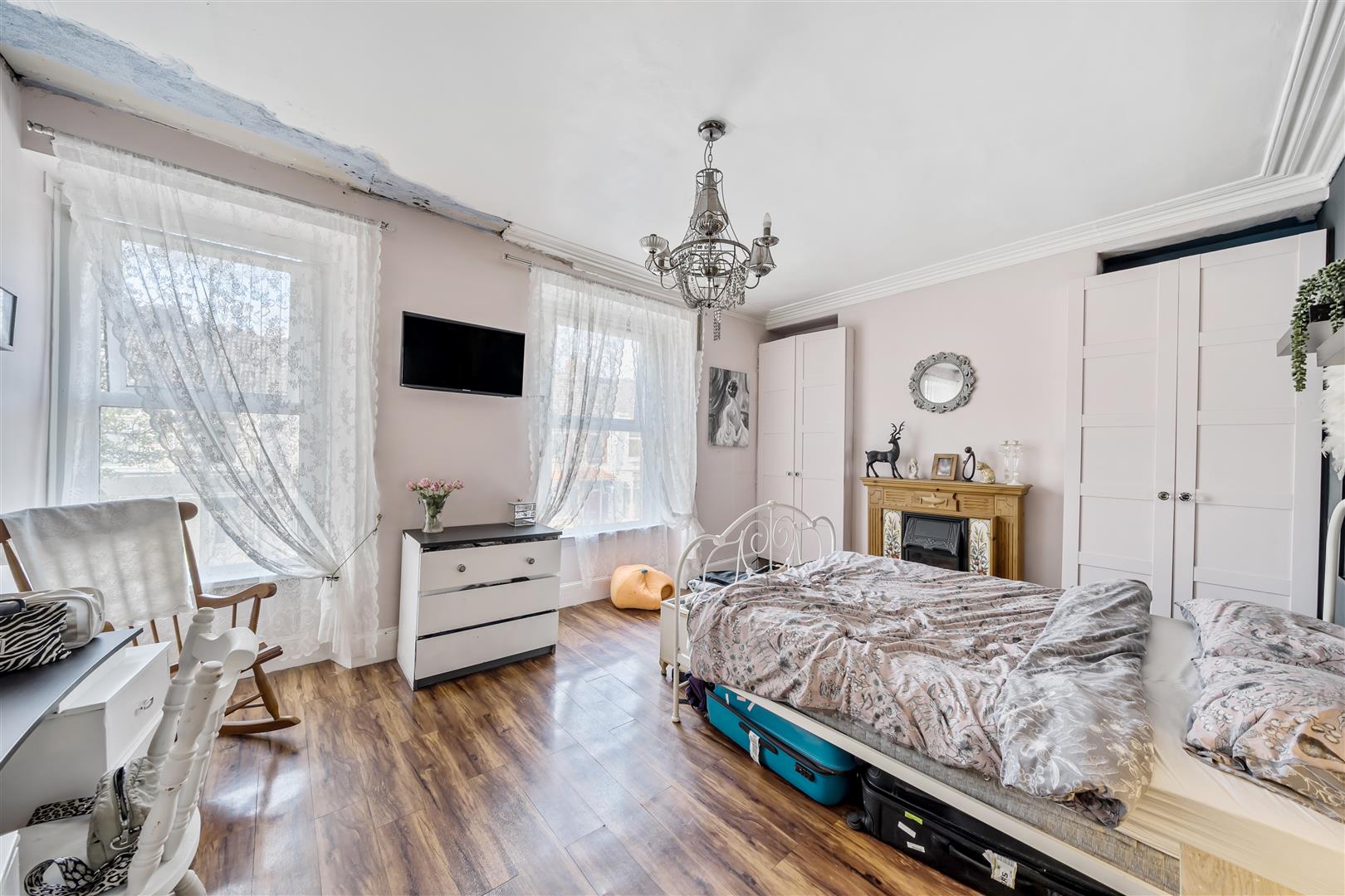 St. Helens Avenue, Swansea, SA1 4ND